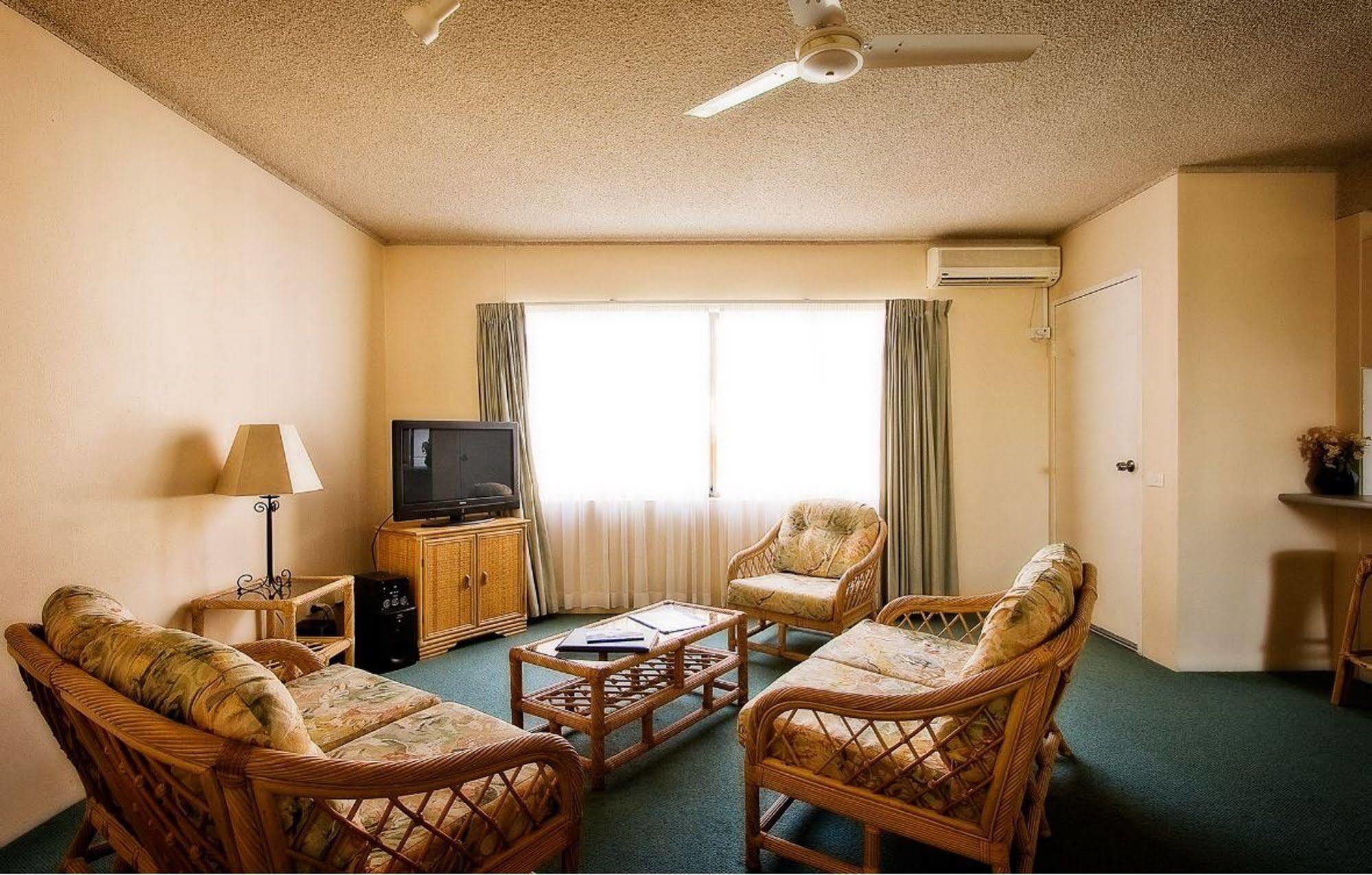Sandcastles Holiday Apartments Кофс-Харбор Экстерьер фото